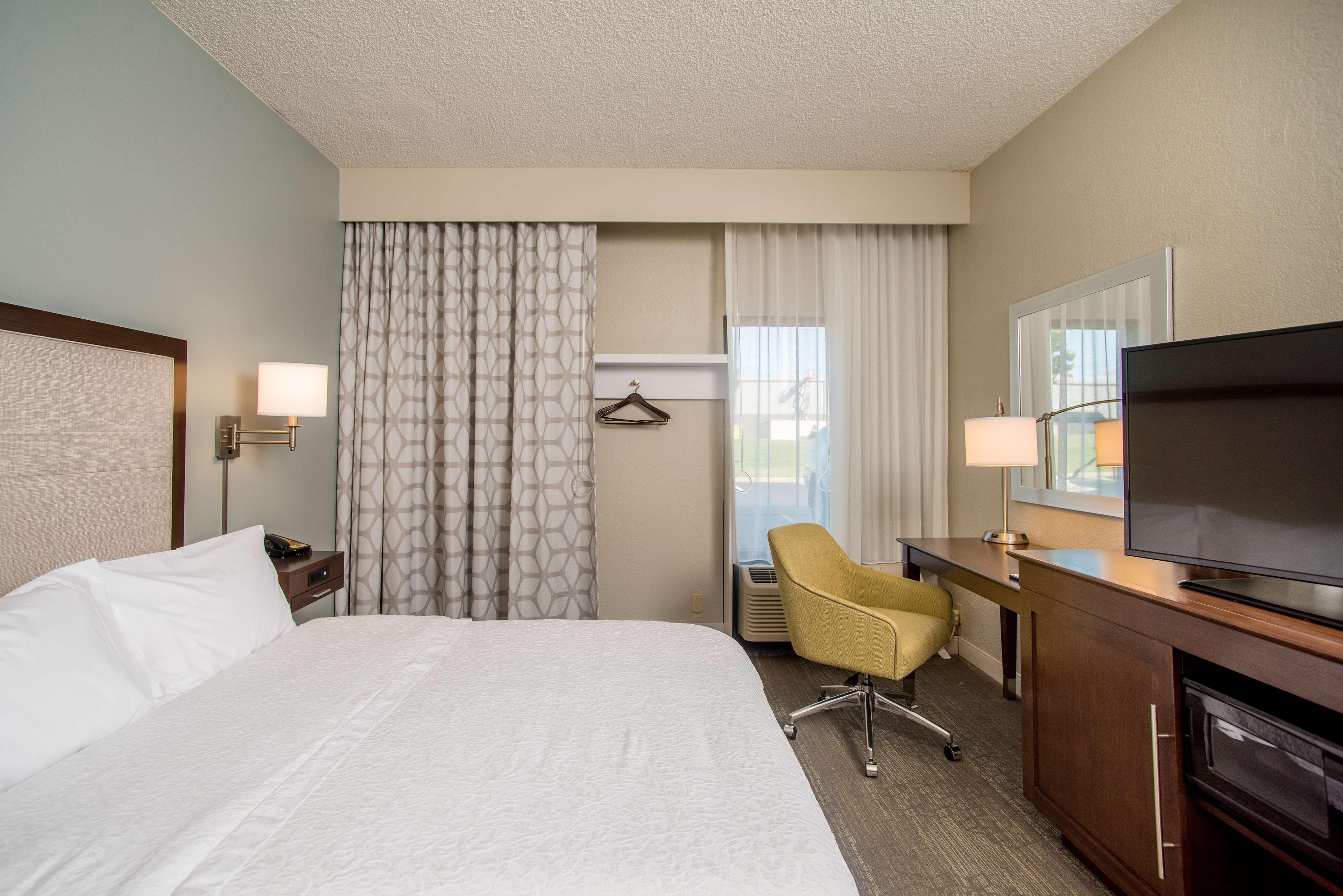 Hampton Inn Джоплін Екстер'єр фото
